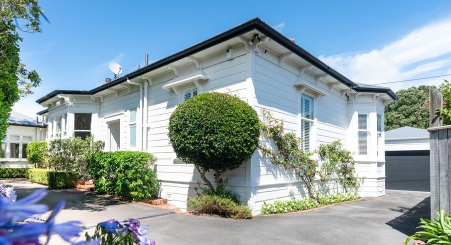  at 165 Karori Road, Karori, Wellington, Wellington