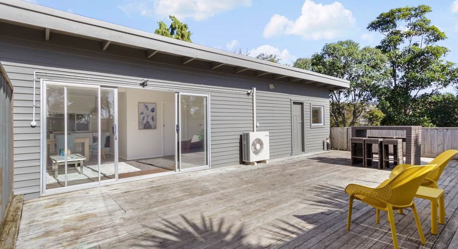  at A/135C Rosier Rd, Glen Eden, Waitakere City, Auckland