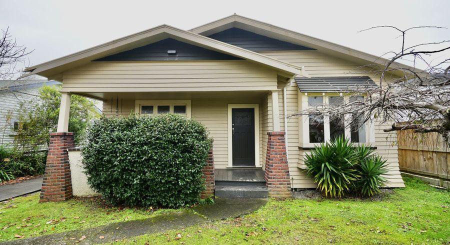  at 27 Milverton Avenue, Hokowhitu, Palmerston North, Manawatu / Whanganui