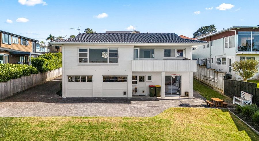  at 15A Seaview Road, Castor Bay, North Shore City, Auckland