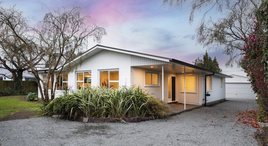  at 8A Rosedale Place, Avonhead, Christchurch City, Canterbury