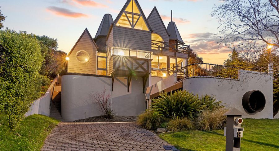  at 8 Muritai Terrace, Mount Pleasant, Christchurch City, Canterbury
