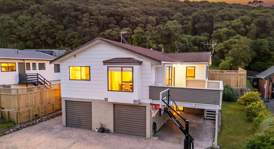  at 56 Albatross Close, Whitby, Porirua, Wellington