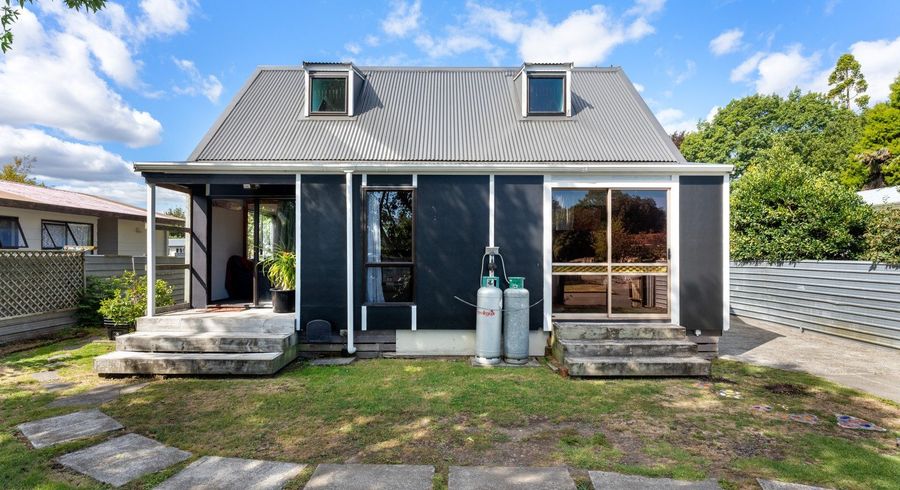  at 4 Cedar Drive, Aramoho, Whanganui, Manawatu / Whanganui