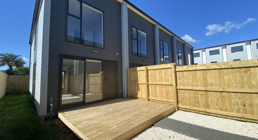  at 15/30 Bowater Place, Manurewa, Manukau City, Auckland