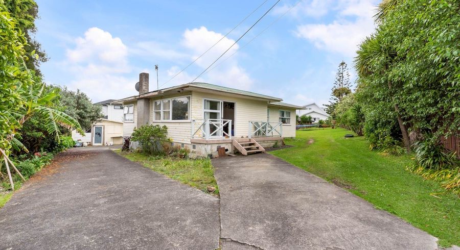  at 43 Farquhar Road, Glendene, Waitakere City, Auckland