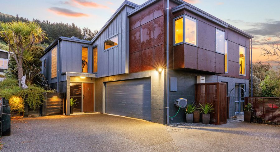  at 77 Port Hills Road, Heathcote, Christchurch City, Canterbury
