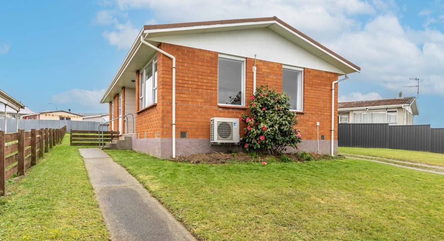  at 99 Dunbeath Crescent, Kew, Invercargill