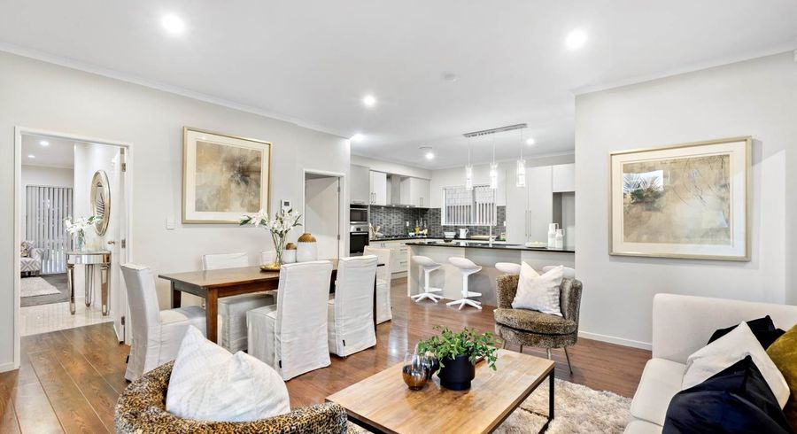  at 2 Bruckless Drive, Flat Bush, Auckland