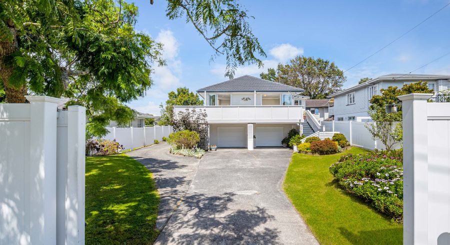  at 31 Covil Avenue, Te Atatu South, Auckland