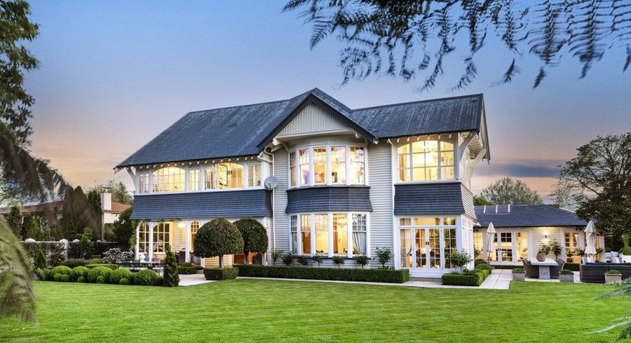  at 5 Saint Barnabas Lane, Fendalton, Christchurch City, Canterbury