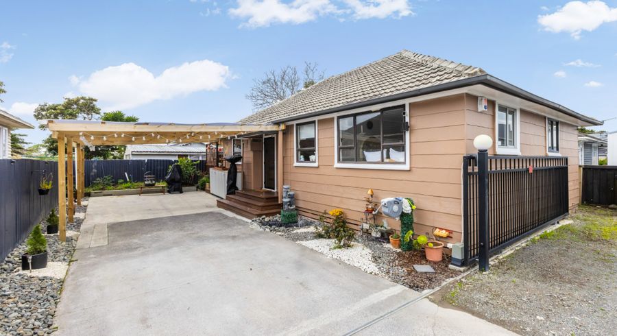  at 2/7 Manuia Road, Takanini, Papakura, Auckland