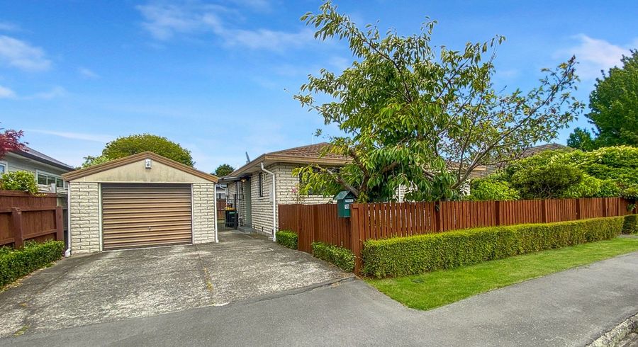  at 2/15 Orkney Street, Fendalton, Christchurch City, Canterbury