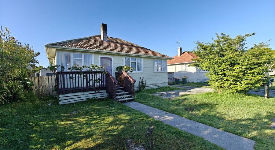  at 12 Douglas Crescent, Fairfield, Hamilton, Waikato
