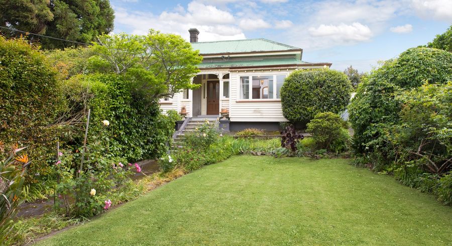  at 3 Brentwood Avenue, Mount Eden, Auckland