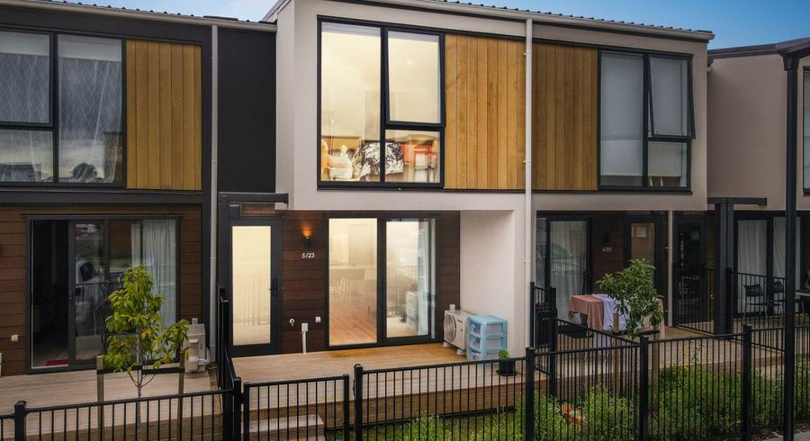 at 5/23 Parson Lane, Papatoetoe, Auckland