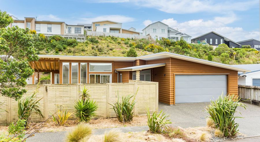  at 14 Tea Tree Lane, Woodridge, Wellington, Wellington