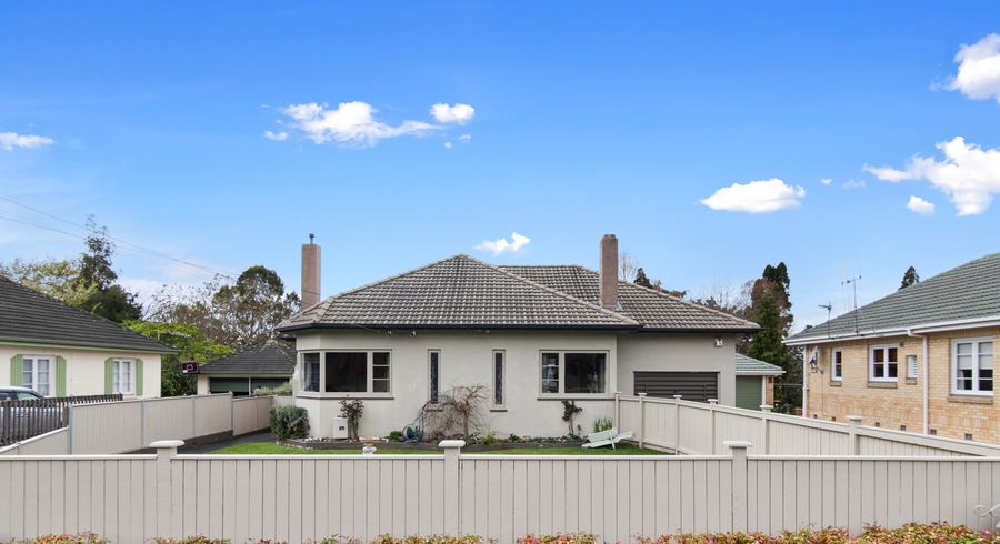  at 14 Macdiarmid Road, Beerescourt, Hamilton