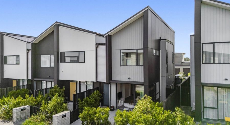  at 10 Walter Merton Road, Hobsonville, Waitakere City, Auckland