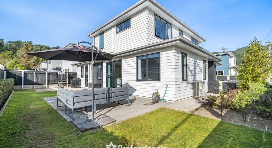  at 393 Stokes Valley Road, Stokes Valley, Lower Hutt, Wellington