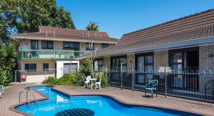  at 21/4 Vagus Place, Royal Oak, Auckland City, Auckland