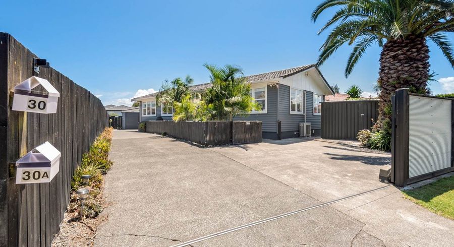  at 30  Convair Crescent, Mangere, Manukau City, Auckland