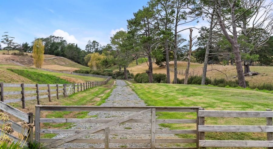  at 8 Pinestead Reach, Stillwater, Rodney, Auckland