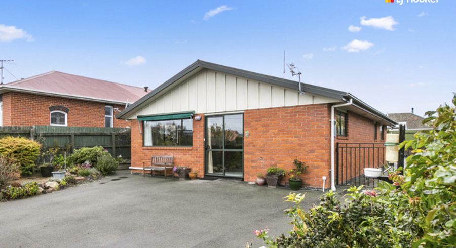  at 72 Highcliff Road, Andersons Bay, Dunedin