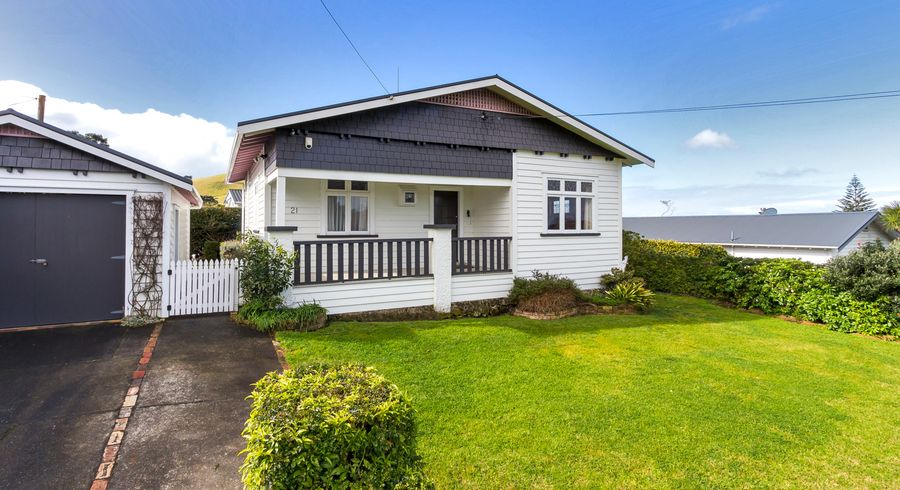  at 1/21 Lunn Avenue, Mount Wellington, Auckland