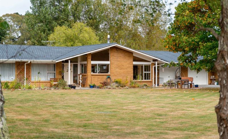  at 565 Upper Plain Road, Upper Plain