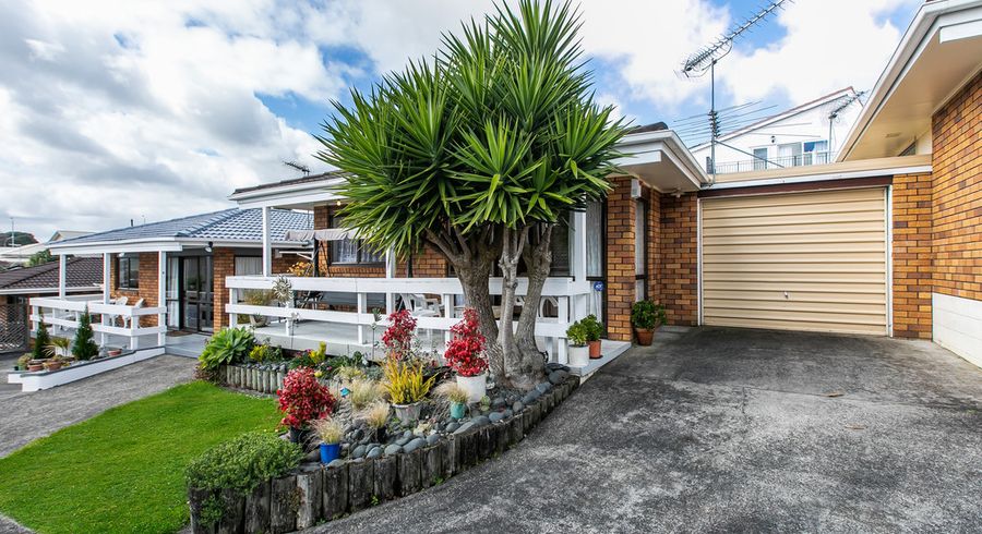  at 3/6 Wood Street, Papakura, Auckland