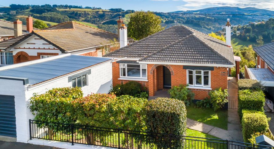  at 28 Mornington Road, Balaclava, Dunedin