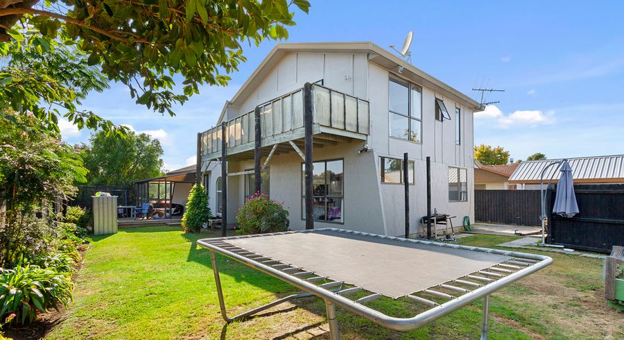 at 6 Binstead Place, Avondale, Christchurch