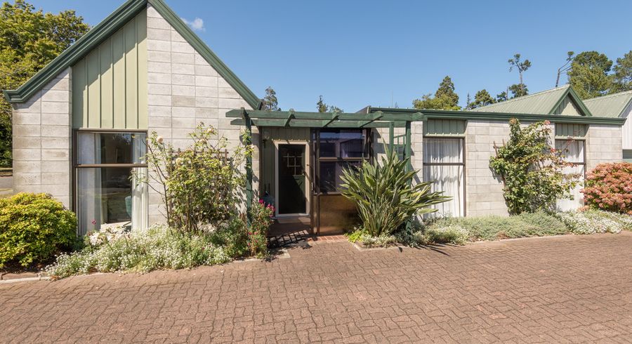  at 2/6 Hobhouse Street, Stoke, Nelson