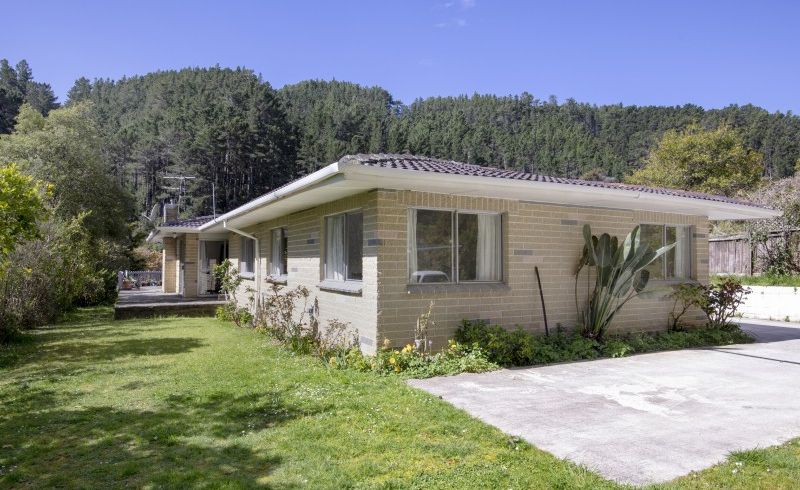  at 40 Elmslie Road, Pinehaven, Upper Hutt