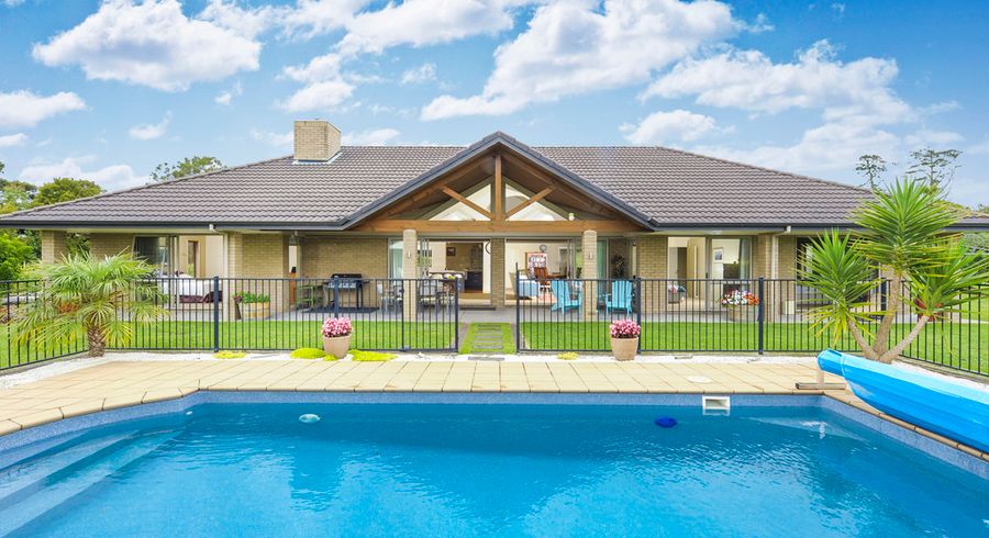  at 580 West Coast Road, Oratia, Auckland