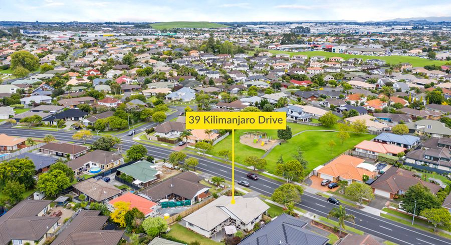  at 39 Kilimanjaro Drive, Northpark, Auckland