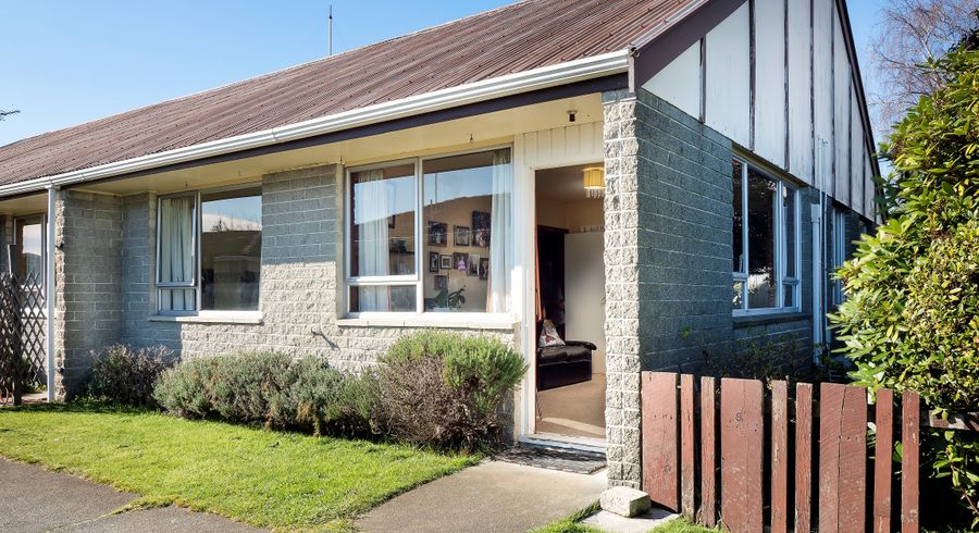  at 1/57 Laurence Street, Waltham, Christchurch