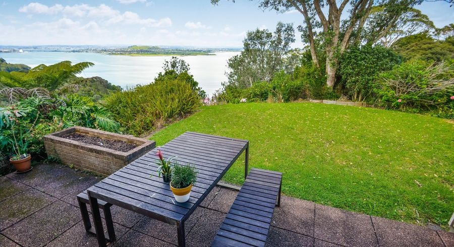  at 12 Cape Horn Road, Mount Roskill, Auckland