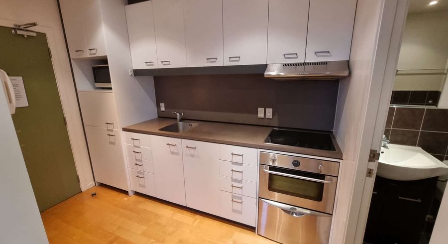  at 32 Eden Crescent, City Centre, Auckland City, Auckland