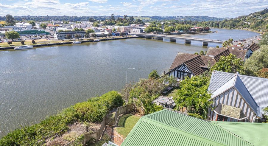  at 21 Putiki Drive, Durie Hill, Whanganui, Manawatu / Whanganui