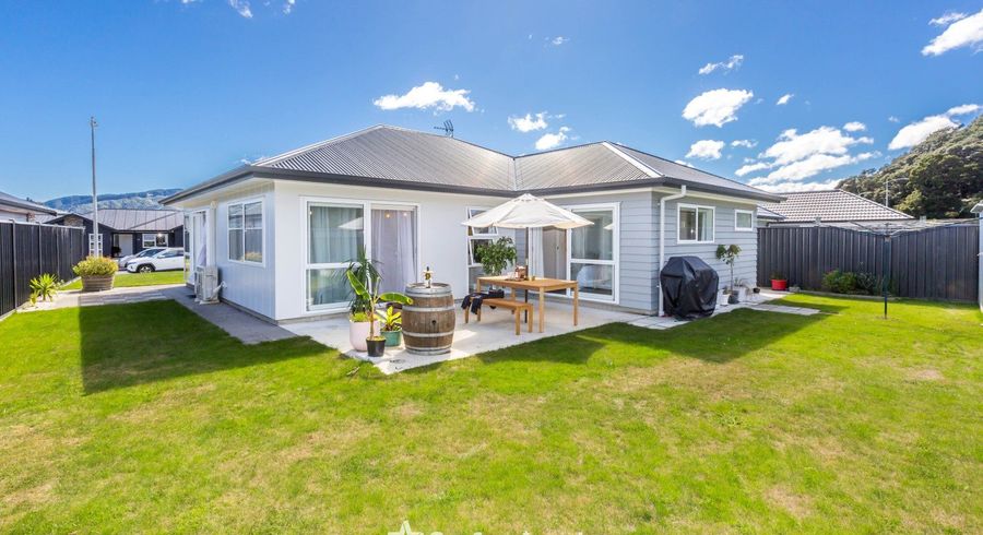  at 21 Salisbury Crescent, Wallaceville, Upper Hutt, Wellington