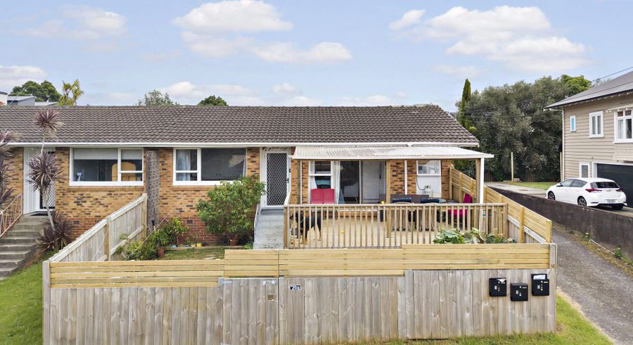  at 2/16 Boyd Avenue, Royal Oak, Auckland City, Auckland