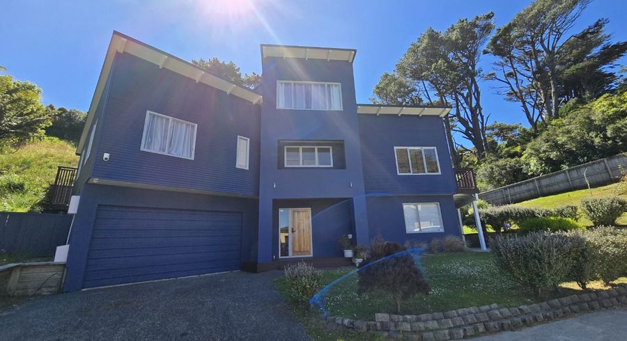  at 16 Forsyth Grove, Brooklyn, Wellington