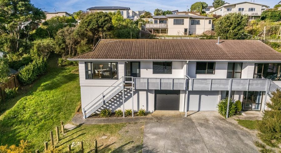  at 49a Albatross Close, Whitby, Porirua, Wellington