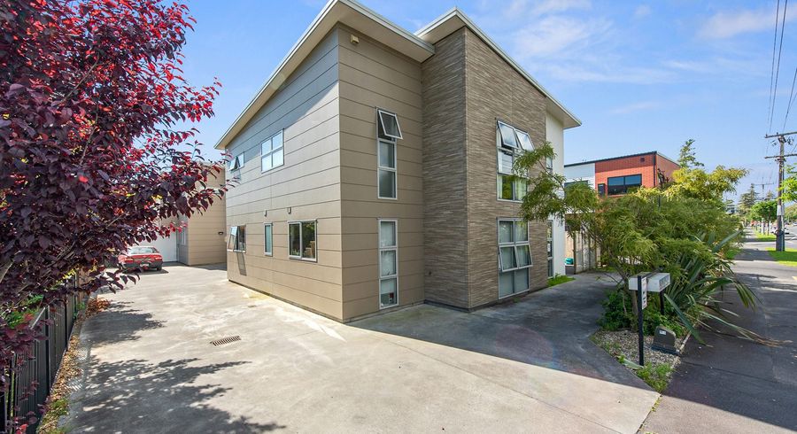 at 2/167 Knighton Road, Hillcrest, Hamilton, Waikato