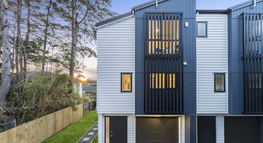  at 14DEF & 16EF Geordie Street, Henderson, Waitakere City, Auckland