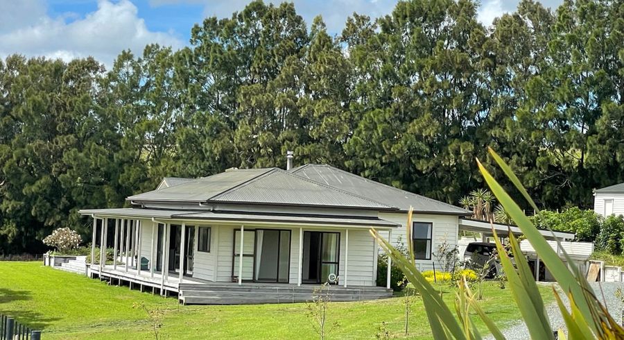  at 90 Hilltop Road, Wellsford