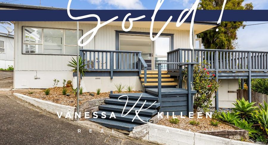  at 52 Bay Street, Red Beach, Red Beach