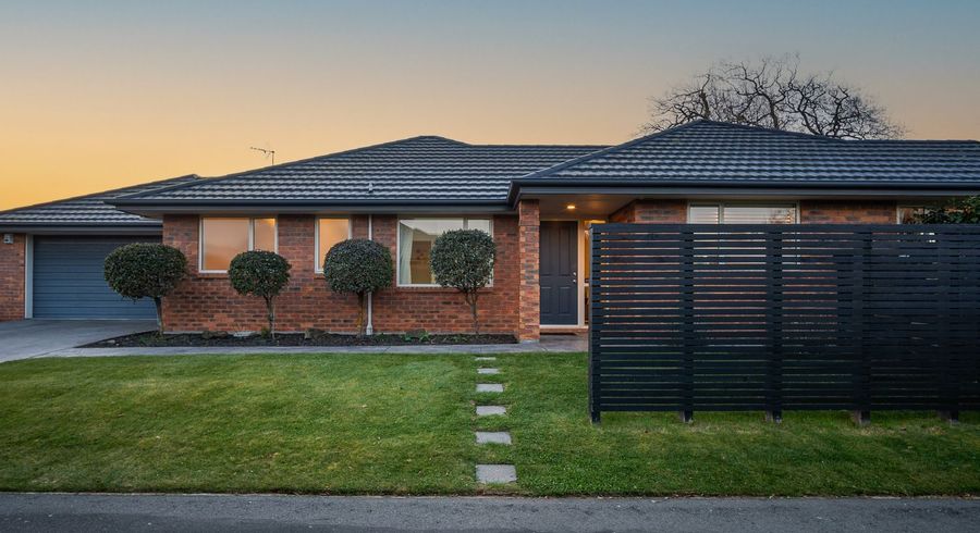  at 10 Limes Avenue, Parklands, Christchurch